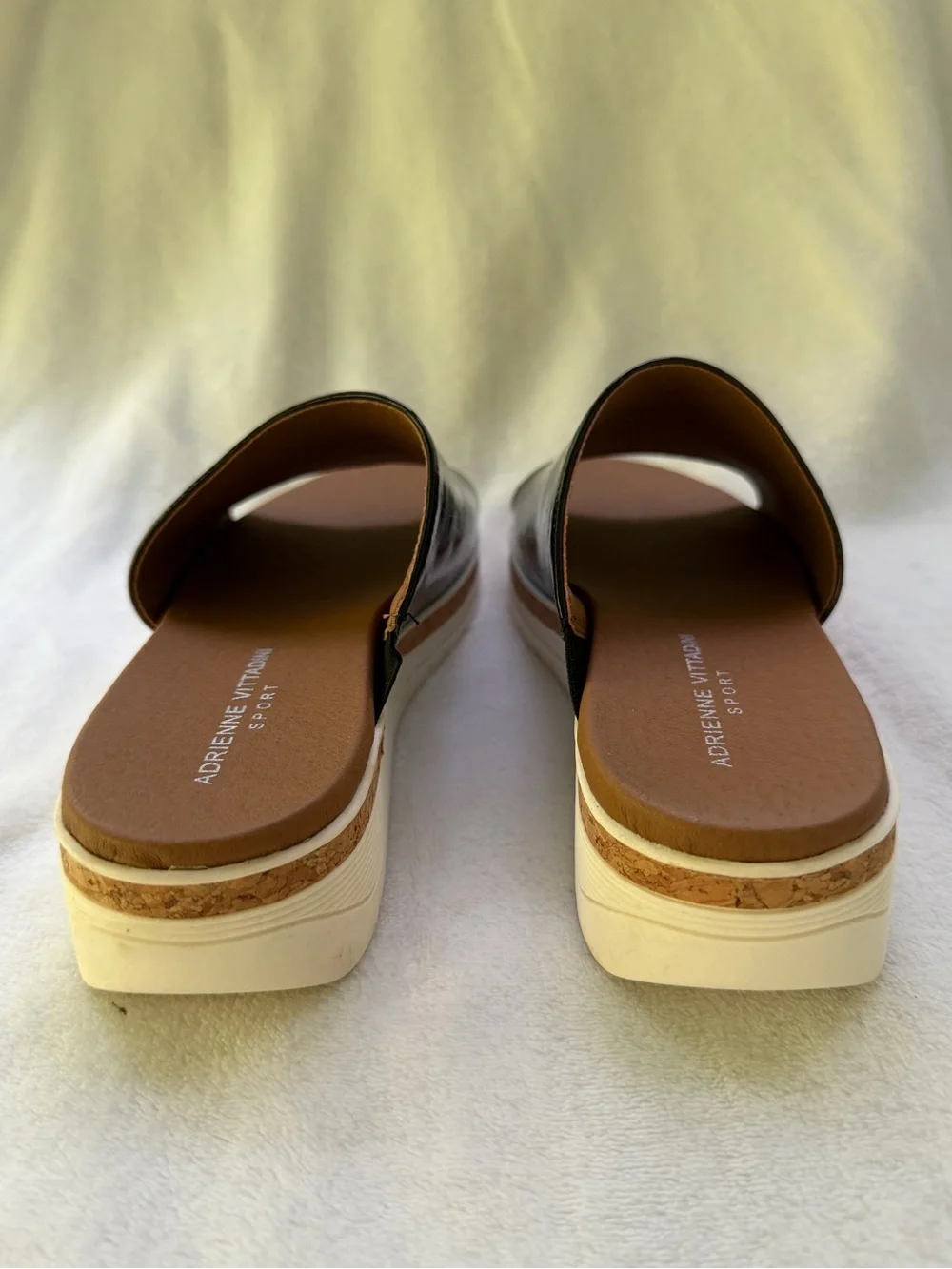 ADRIENNE VITTADINI Sport Provence Sandals Faux Black Patent Leather Size 9
